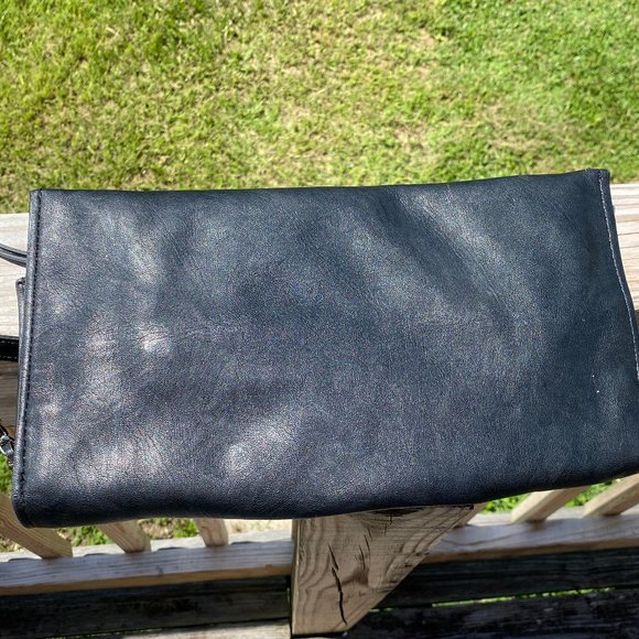 Guess envelope clutch w/ silver & black studs, - Picture 8 of 10